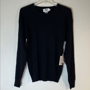 NWT. Verrazano Vintage 100% Cashmere Black Crew Neck Drop Shoulder Sweater. M.